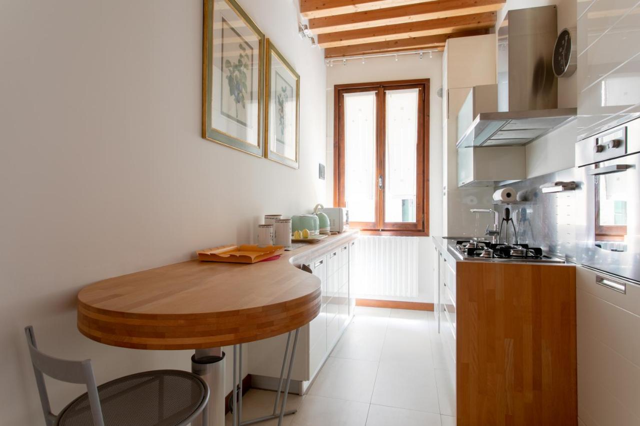 Apartamento Calle Teatro Vecchio - Venecia